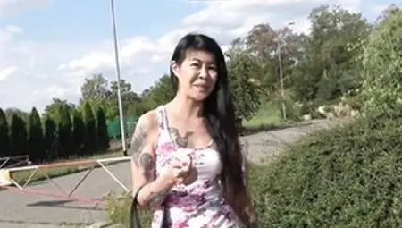 Public Agent Oriental Mother I'd Like To Fuck Barmaid Flashes Her Cute Mommy Tits In Advance Of Taking Shlong