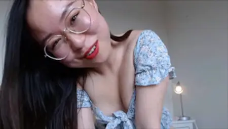 Horny Asian Girlfriend Chinese Camgirl YimingCuriosity Masturbate With You -Dirtytalk Eyecontact POV