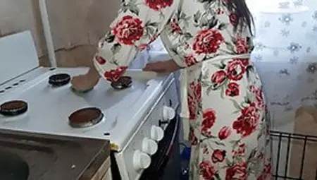 Fucking A Housemaid In The Kitchen While My Husband Was Resting