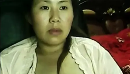 Wetting Pussy Of Lonely Chinese MILF