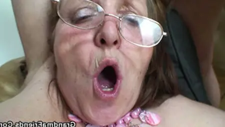 CHUBBY GRANNY HUMAN RESOURCES 3SOME