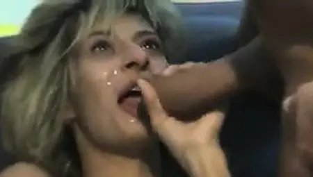 Huge Boobs Amateur Blonde Whore Fucked In The Backseat