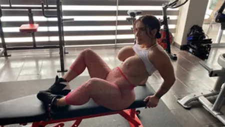 Sweaty Workout At The Gym Turns Into A Fetishist Hardcore Fuck