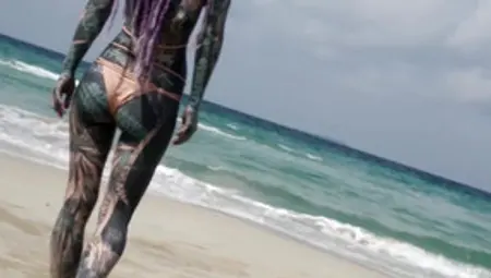 Heavily Tattooed Dreadlocks Anuskatzz Holiday Ocean Tease With Lily Lu