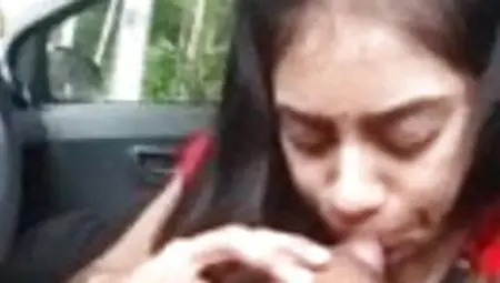 Indian Cute Girl Blow Job In Car