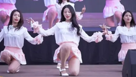 Korean Beauties Dance