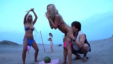 Wild Asian Babes Indulge In Kinky Sex Action On The Beach