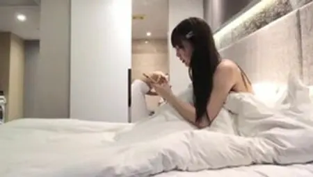 Sweet Chinese Babe Was Filmed By A Hidden Camera While Cheating In A Hotel Room