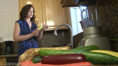 Crazy Housewife Sarah Shevon Is Fucking Herself With Two Cucumbers