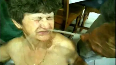 Hungarian Granny - Vintage Pissing Fetish With Old Mature Slut