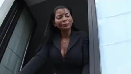 Hot Italian Milf Claudia