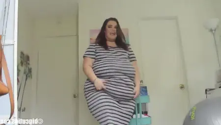 This BBW Has A Very Beatiful Body