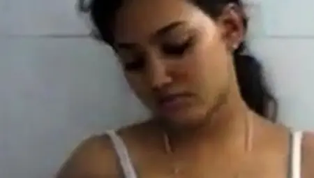 Cute Girl Making Her Bf's Cock Hard Whatsapp Video