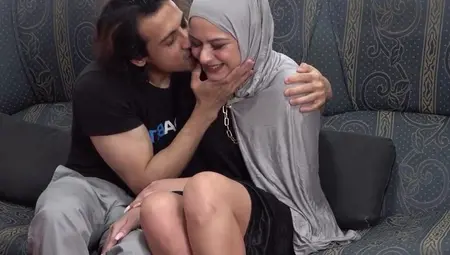 Married Muslim Woman Plowed Inside The Butt By Her Step