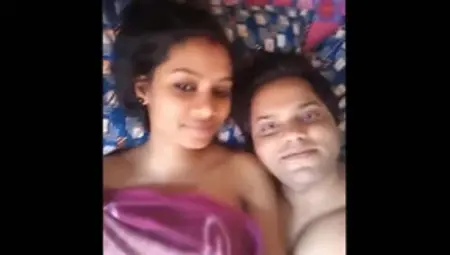 Honeymoon Couple Makes Sextape With Clear Hindi Audio