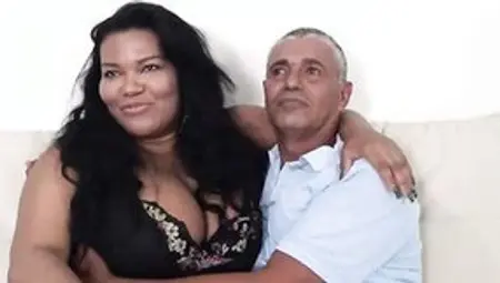 Daddy's Found A NEW GF! An ENORMOUSLY Breasts Goddess For Grandpa