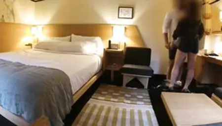 Amateur Old Woman Gets Boned By Her New Boss During Vacation Inside Hotel Room