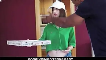 Frozen Pizza Delivery Chick Is Fuck By Bbc