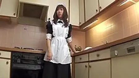 Aiuchi Shiori Japan Maid, Sucks Her Horny Master