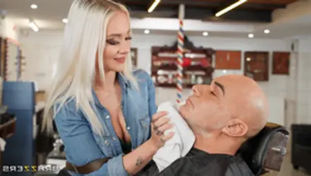 Gorgeous Hairdresser Marilyn Sugar Can't Pass By His Huge Dick