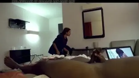 Guy Is Jerking Off While The Housekeeper Is Cleaning