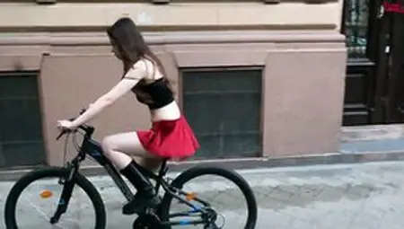 A Sensual Bike Rides Inside The City