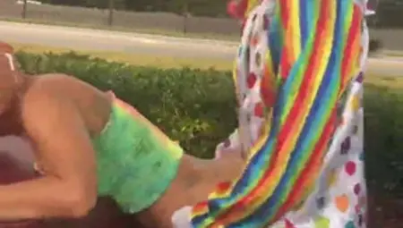 Gibby The Clown Screws Jasamine Banks Outside In Wide Daylight