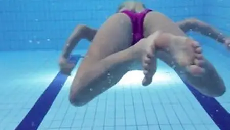 Absolute Underwater Golden-haired Angel Elena Proklova