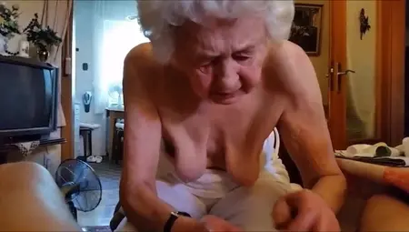 GRANNY FUCK CLUB 4