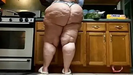 Fat White Slut With Big Ass, Big Thighs And Big Hips