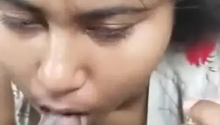 Lustful Indian Babe Gives A Sloppy Blowjob To A Hard Cock