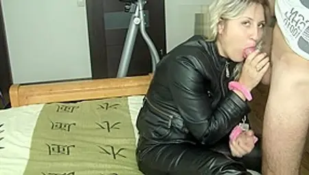 Blowjob In Leather Pants And Black Leather Coat