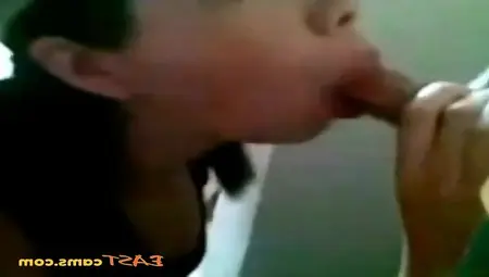 She Swallows Her Colleague S Cum