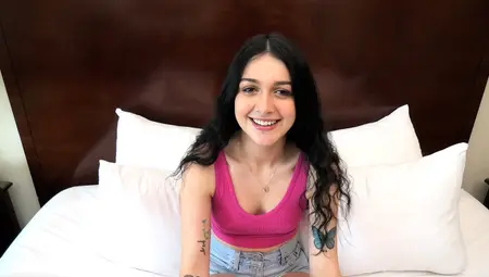 Watch This HOT Persian Amateur Teen Suck A Fat Dick