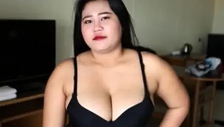 Asian Hottie With Nice Big Boobs