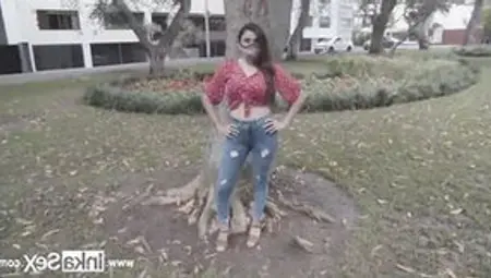 Colombian Tourist Lady Asks For Help To Take Pictures And Is Grabbed