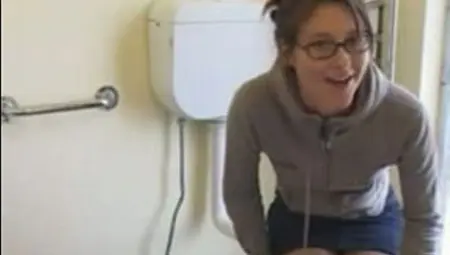 Nerdy College Girl Is In The Public Toilet After Morning Exercise