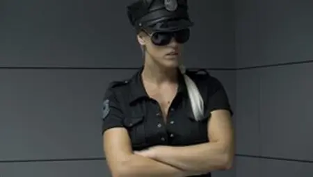 Criminal Fucks Blonde Policewoman In Interrogation Room