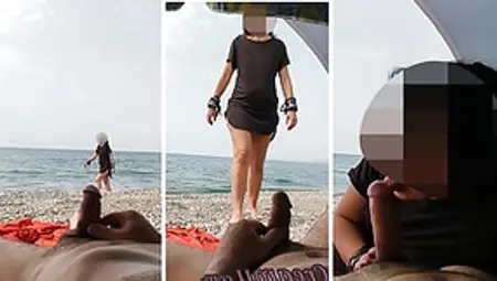 Dick Flash - A Girl Caught Me Jerking Off In Public Beach And Help Me Cum - MissCreamy
