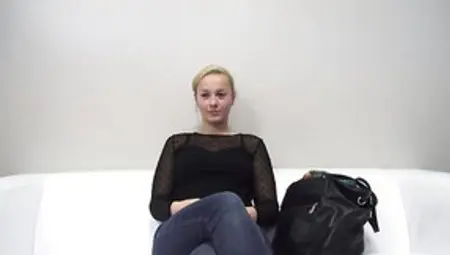 Classy Blonde Gets Naked And Rubs Body With Oil At Casting Interview