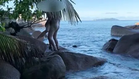 Spying A Undressed Honeymoon Pair - Sex On Public Beach In Paradise