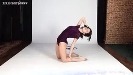 Expert Gymnast Violeta Laczkowa Tight Booty Huge Jugs