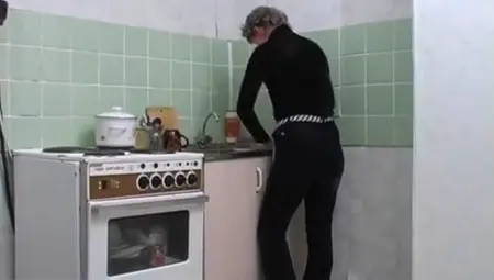 Mature Russian Mom And Young Boy Kitchen Sex