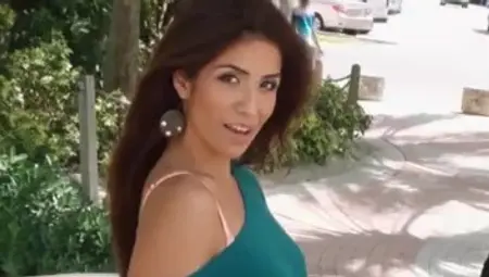 Isabellas Afternoon Fuck Break