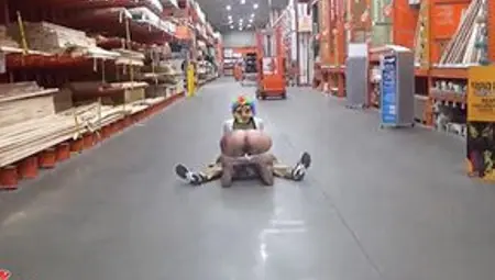 Clown Gets Cock Sucked In The Home Depot