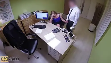 Slutty Blonde Got Fucked During A Job Interview And Enjoyed It More Than She Expected