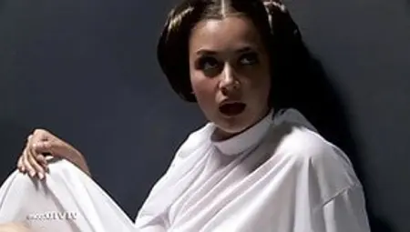 Princess Leia (Allie Haze) Sucking Darth Vader&rsquo;s Black Dick