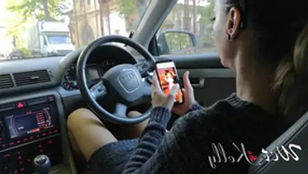 Uber Driver Got Caught Masturbating While Having Fun Nutaku By The Costumer.