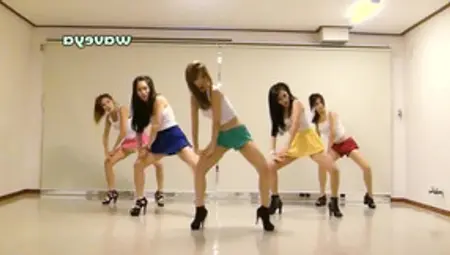 Waveya Korean Dance Team