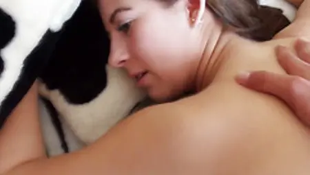 Anal Loving Girlfriend Getting A Massage